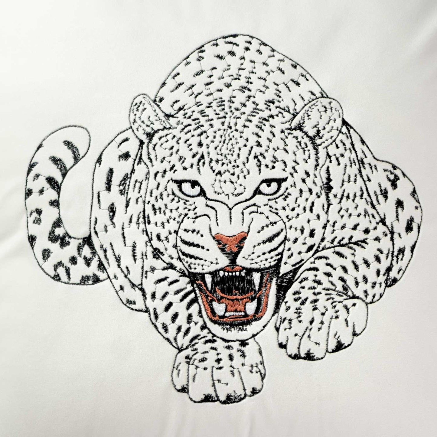 Leopard | Eggshell
