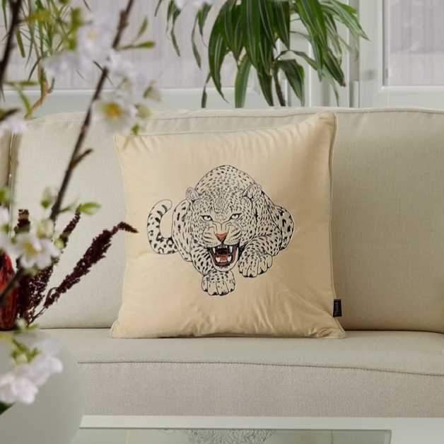 <iframe id="lazyframe-undefined" src="https://player.vimeo.com/video/395222432?autoplay=1&muted=1&background=1" width="1778" height="1778" allow="autoplay" frameborder="0" allowfullscreen=""></iframe>