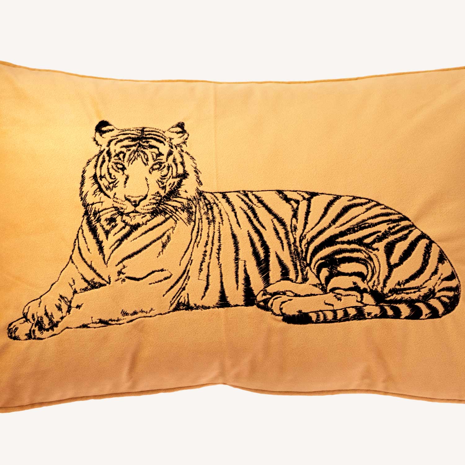 Tiger Lumbar | Peach